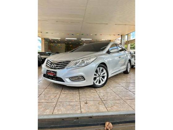 HYUNDAI AZERA 3.0 MPFI GLS V6 24V GASOLINA 4P AUTOMÁTICO HYUNDAI AZERA 3.0 MPFI GLS V6 24V GASOLINA 4P AUTOMÁTICO